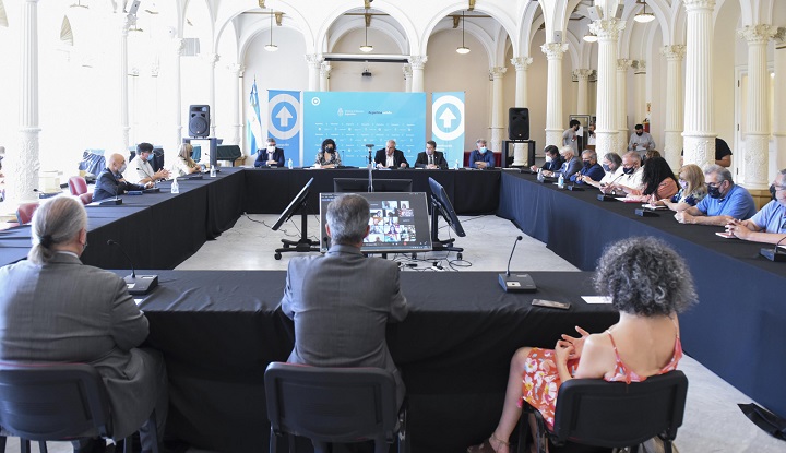 Presencialidad plena y cuidada en las Universidades de todo el país