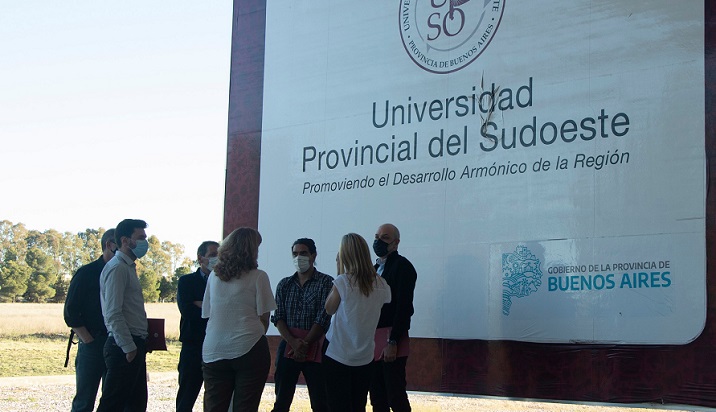 “Consolidar la educación universitaria en lo que sería el interior de la provincia”