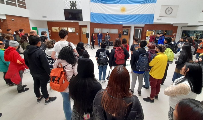 “Es un espacio de intercambio y diálogo abierto a todos y todas nuestras estudiantes”